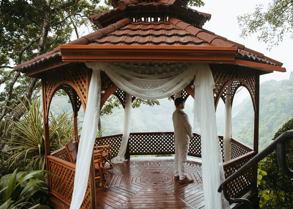 Intimate Costa Rica Wedding